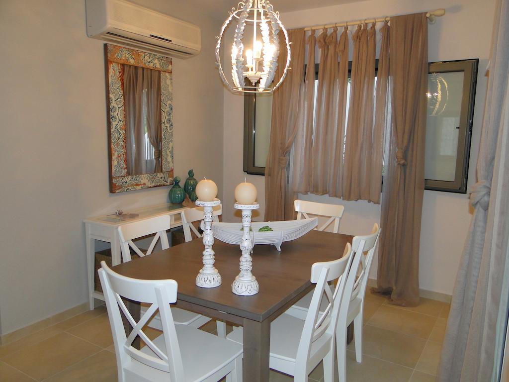 Porto Heli Villas & Studios Pokoj fotografie